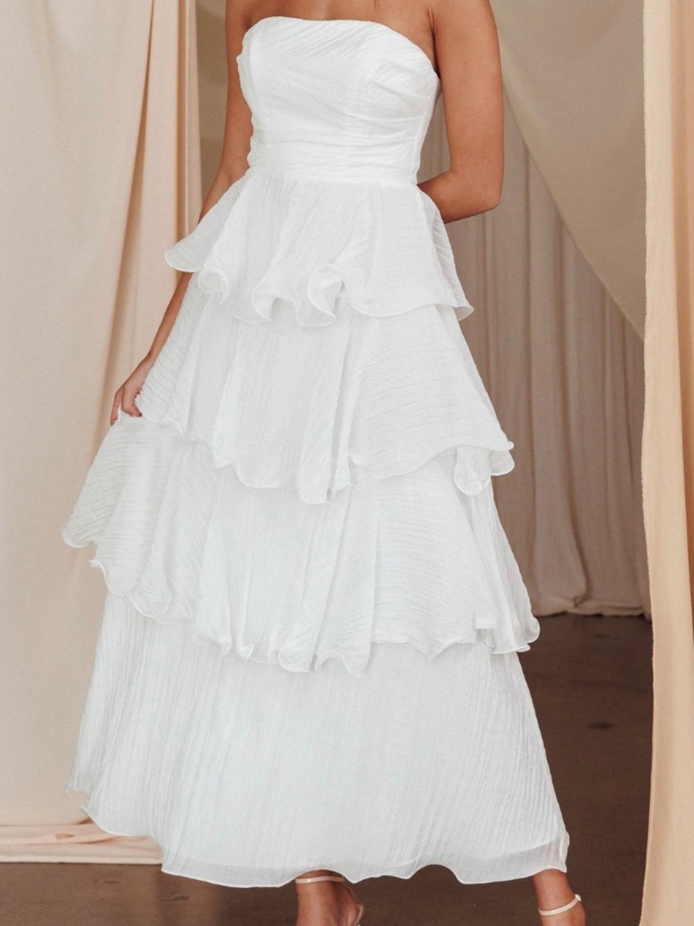 NWT Selfie Leslie Giavana Strapless Layered Midi Dress White Women's Medium
